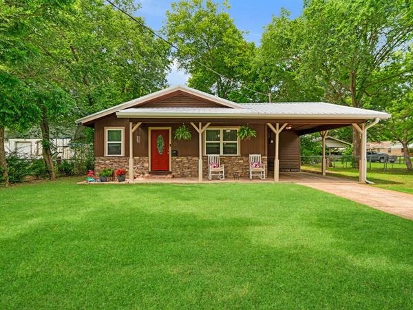 2435 Hubbard Street , Paris, TX 75460
