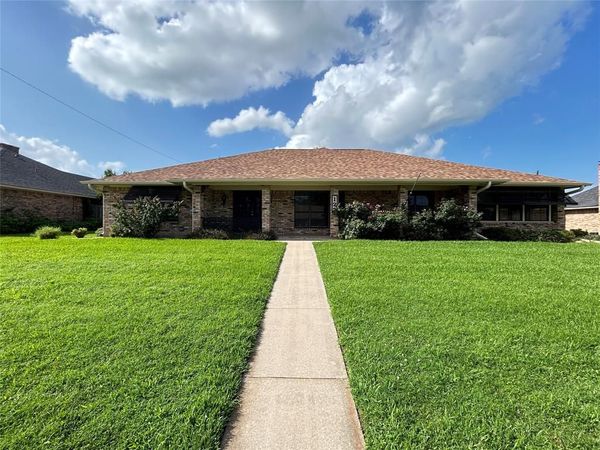 122 Cedar Springs Boulevard, Sulphur Springs, TX 75482