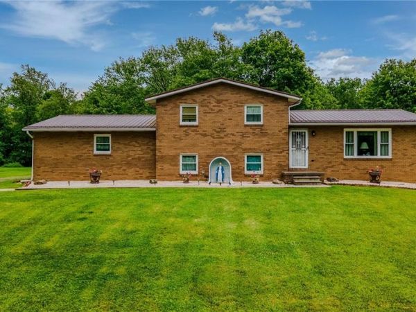 1322 St. Johns Road , Colliers, WV 26035