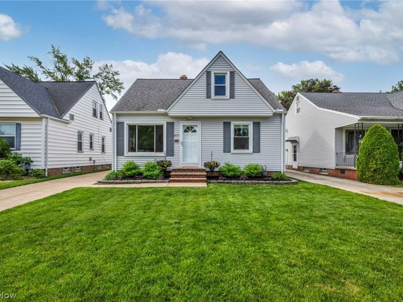 2699 Lincoln Avenue, Parma, OH 44134 Photo 2