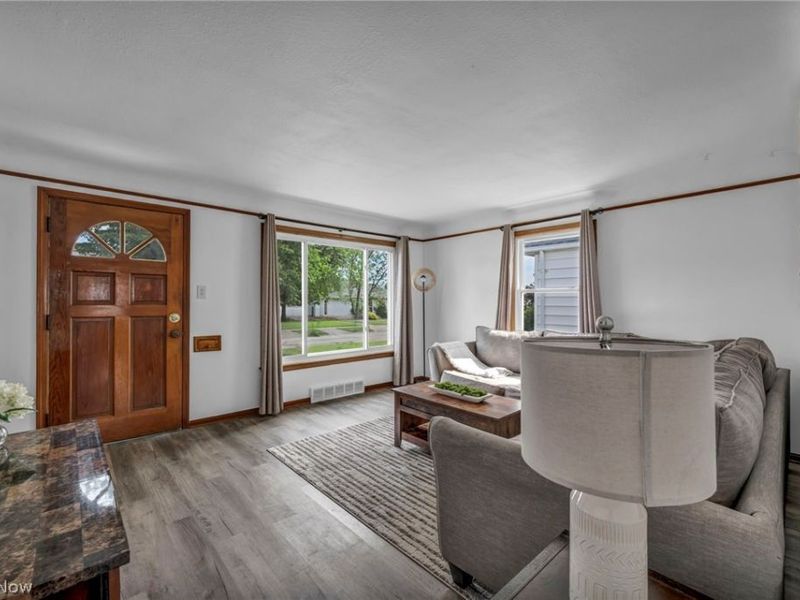 2699 Lincoln Avenue, Parma, OH 44134 Photo 6