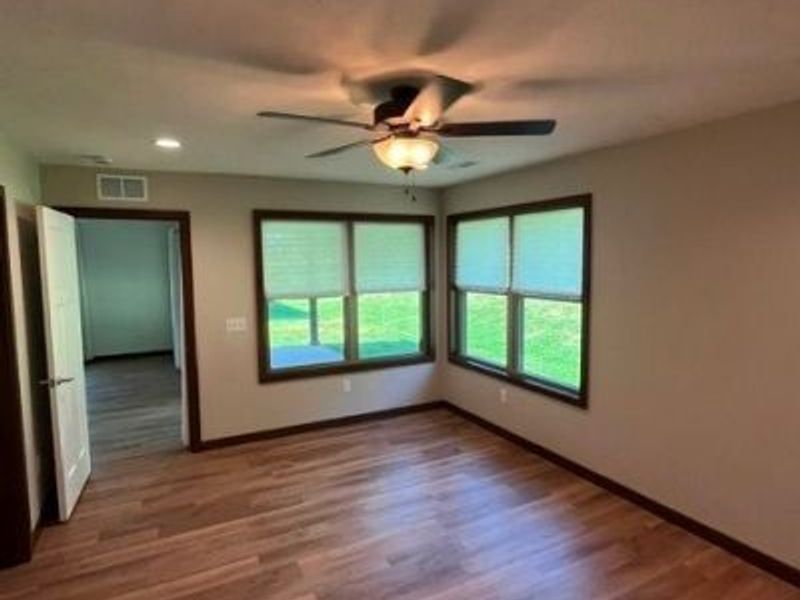 2719 Barnhill Road SE, New Philadelphia, OH 44663 Photo 9