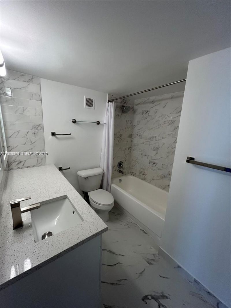 1200 West Ave , Unit PH23, Miami Beach, FL 33139 Photo