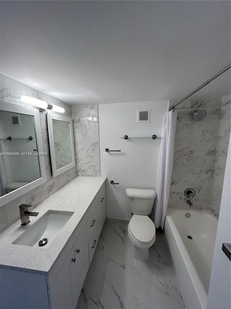 1200 West Ave , Unit PH23, Miami Beach, FL 33139 Photo