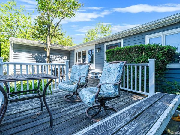 5 Megan Court , Bellport, NY 11713