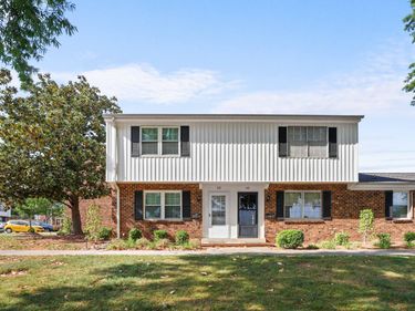 1002 Willow Drive, Unit Apt 43, Chapel Hill, NC 27514