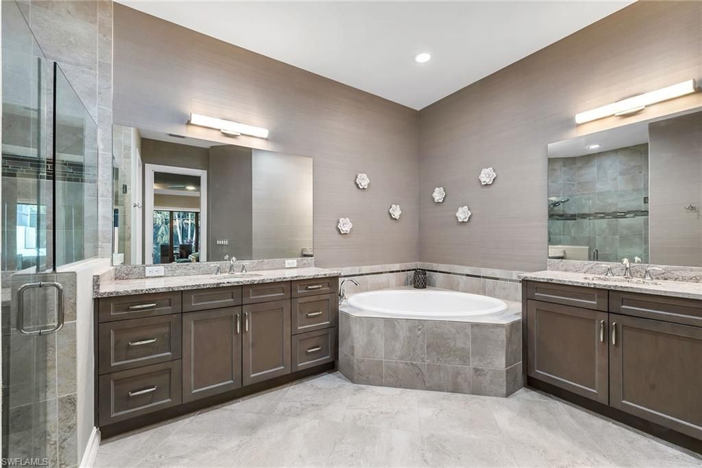 6589 Roma Way , Naples, FL 34113 Photo