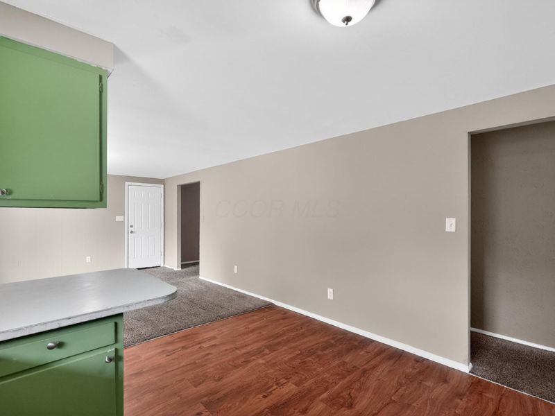 1401 Hentz Drive , Reynoldsburg, OH 43068 Photo 11