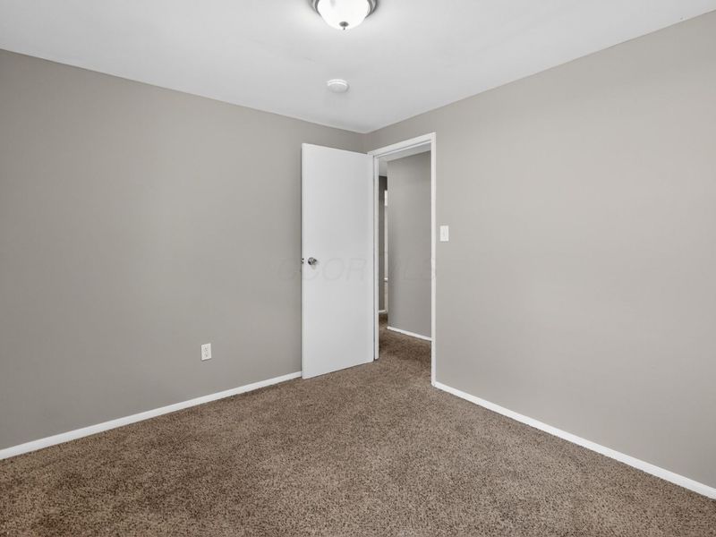 1401 Hentz Drive , Reynoldsburg, OH 43068 Photo 15