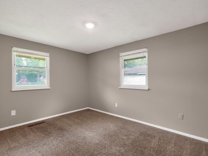 1401 Hentz Drive , Reynoldsburg, OH 43068 Photo 16