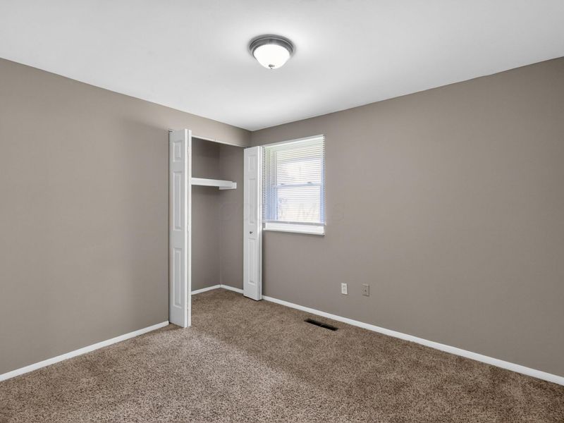 1401 Hentz Drive , Reynoldsburg, OH 43068 Photo 17