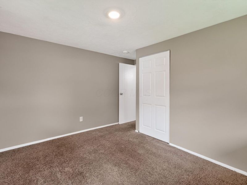 1401 Hentz Drive , Reynoldsburg, OH 43068 Photo 19