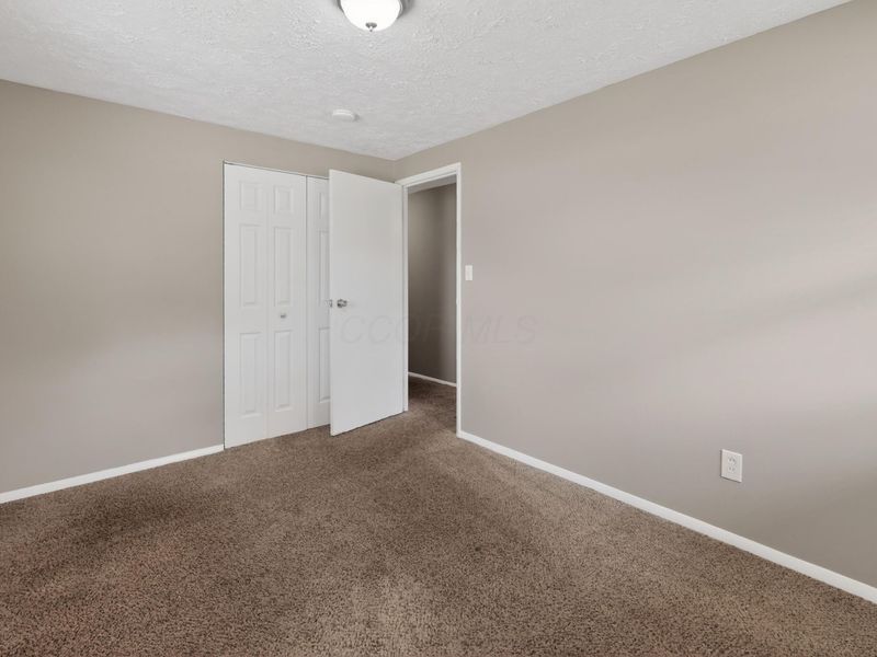 1401 Hentz Drive , Reynoldsburg, OH 43068 Photo 21