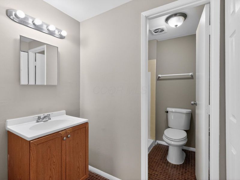 1401 Hentz Drive , Reynoldsburg, OH 43068 Photo 28