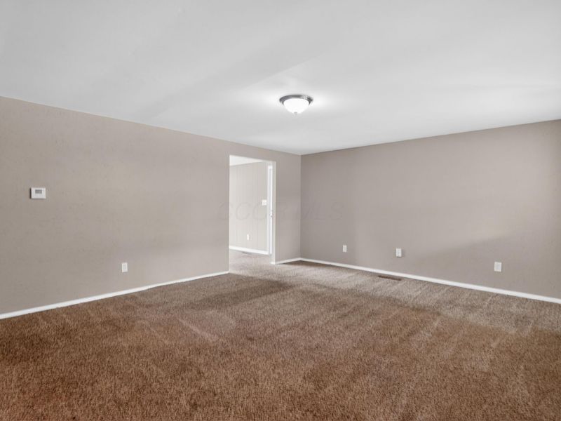 1401 Hentz Drive , Reynoldsburg, OH 43068 Photo 7