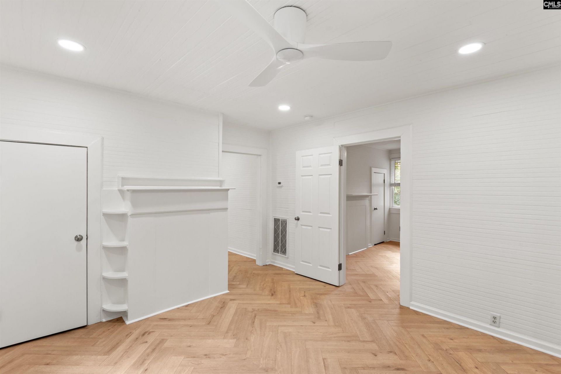 907 Beaufort Street Photo 14