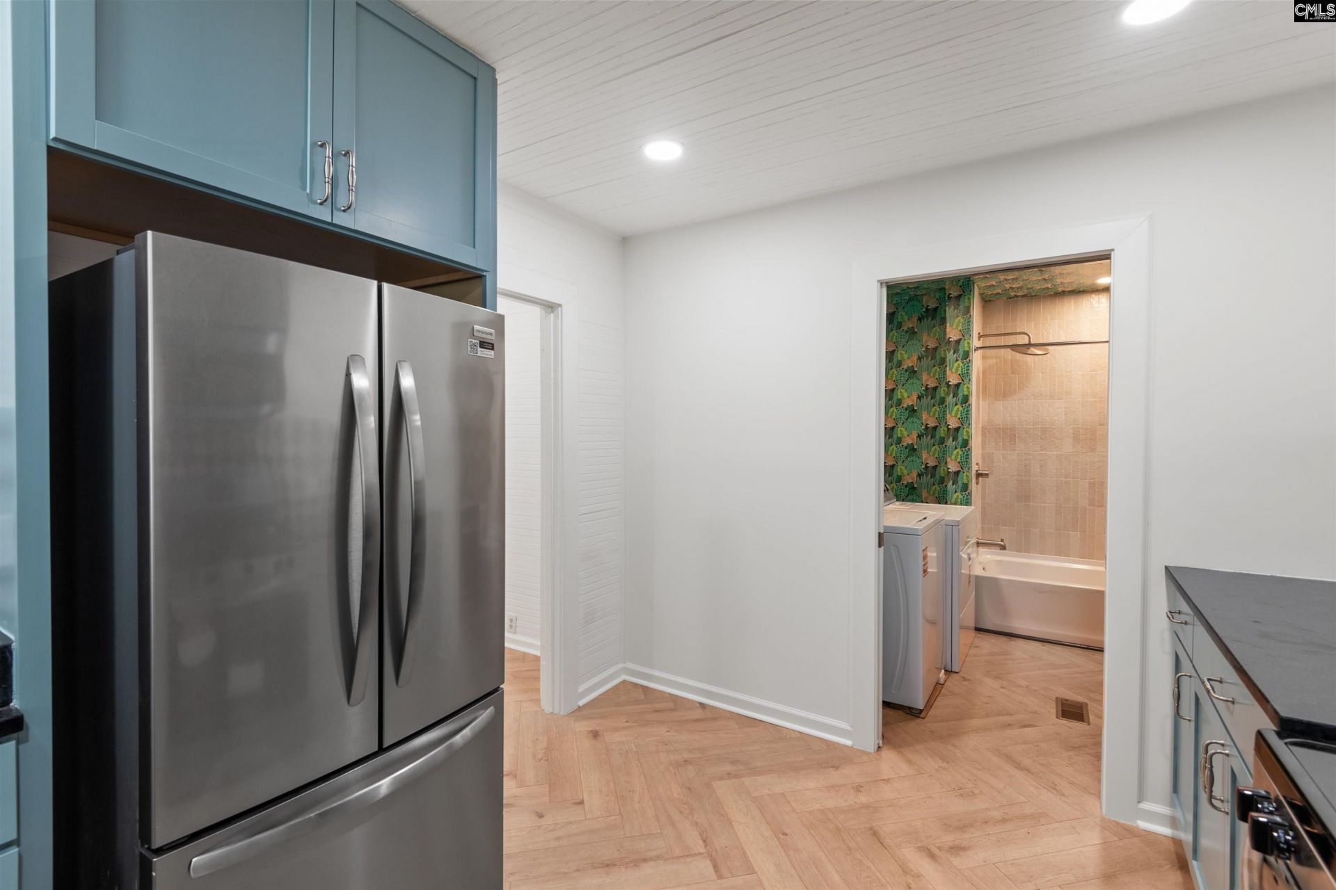 907 Beaufort Street Photo 17