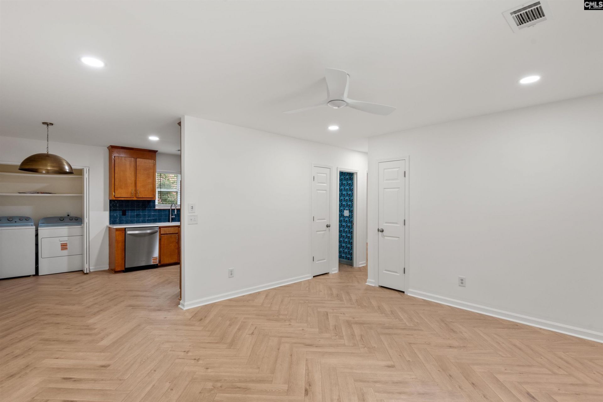 907 Beaufort Street Photo 18