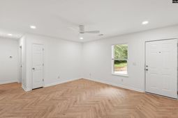 907 Beaufort Street photo 4