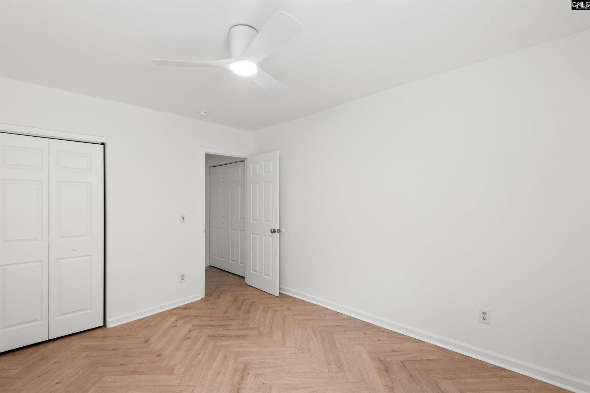 907 Beaufort Street Photo 30