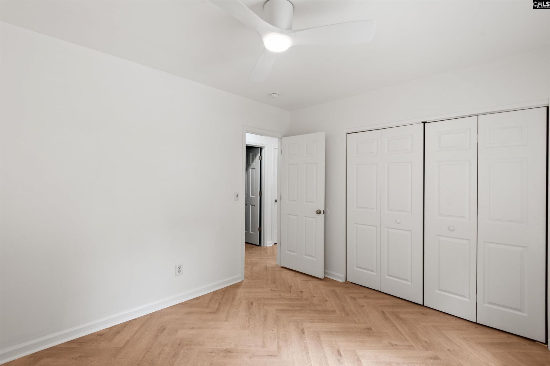 907 Beaufort Street Photo 37