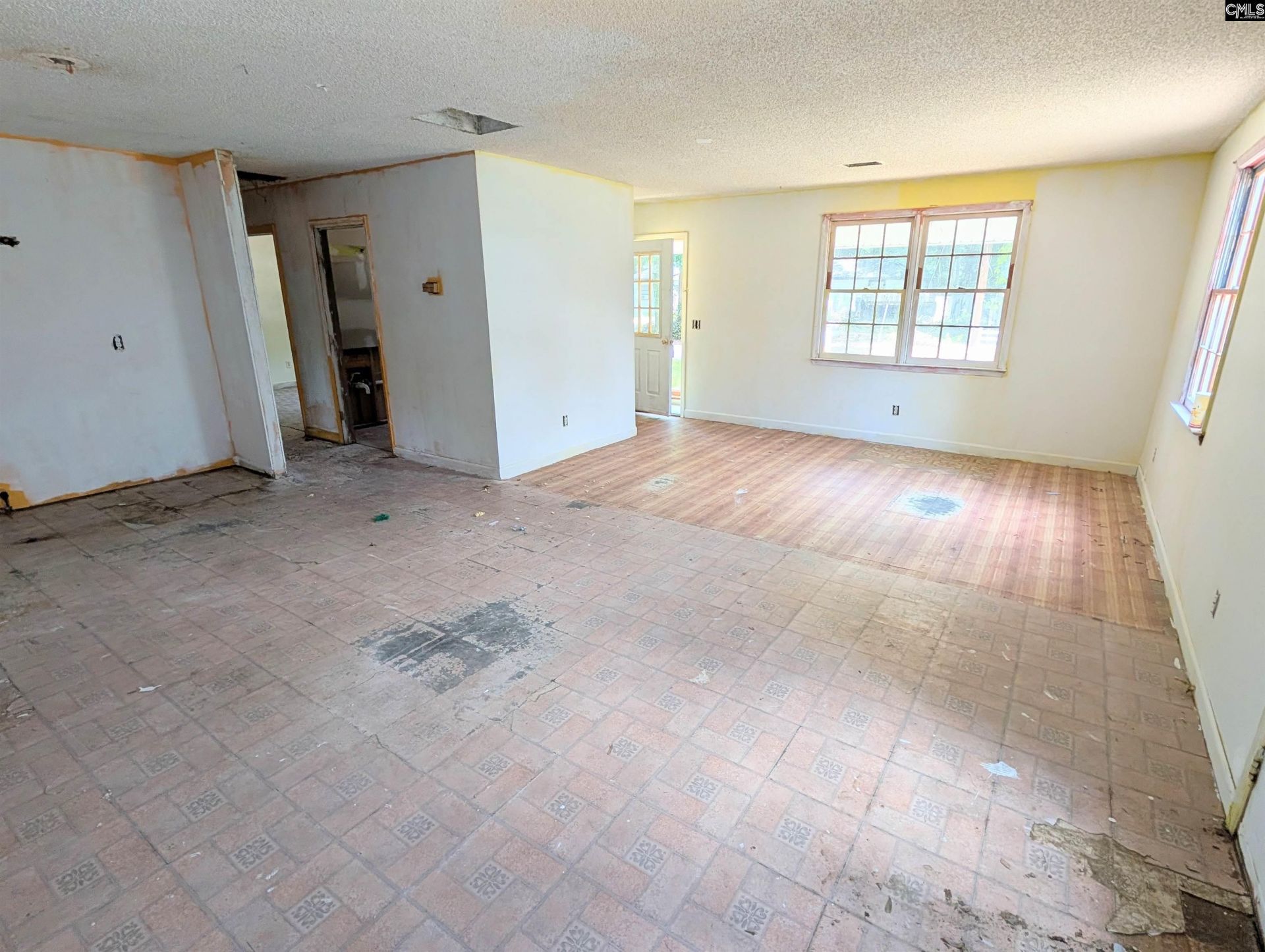 328 Chavis Street Photo 8