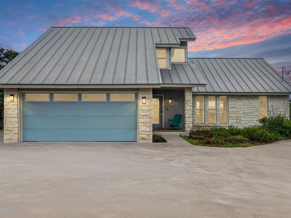 19110 Hornsby LN , Spicewood, TX 78669