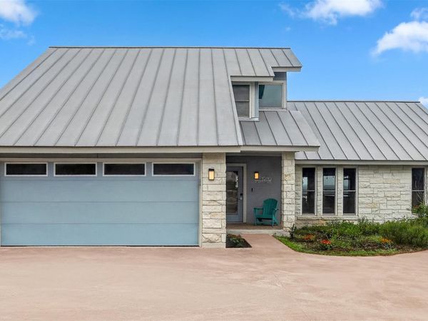 19110 Hornsby LN, Spicewood, TX 78669