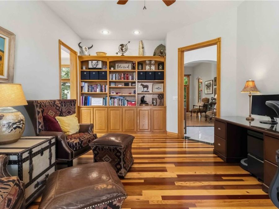 Property Image 16