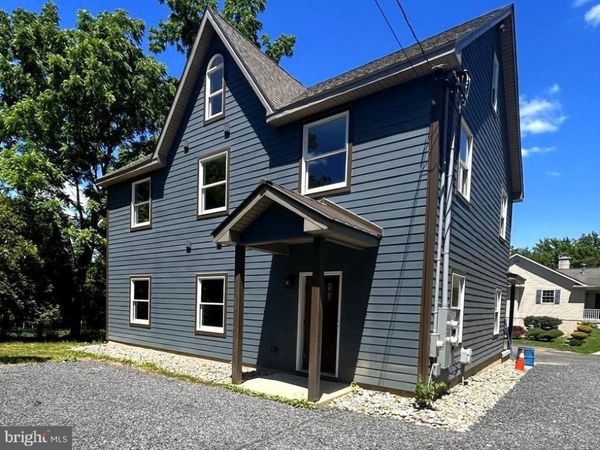 135 W MAPLE AVENUE , Unit 2ND FLOOR, LANGHORNE, PA 19047