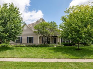 2447 Tucker Trail, Lewis Center, OH 43035