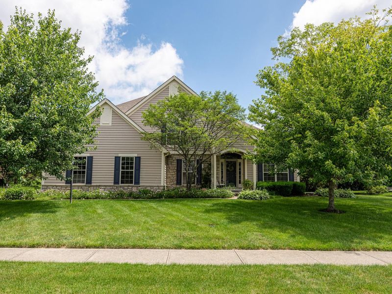 2447 Tucker Trail, Lewis Center, OH 43035 Photo 1