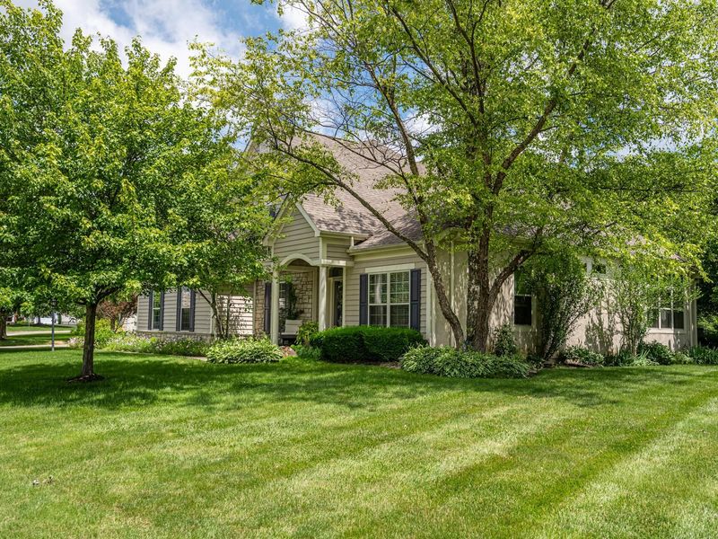2447 Tucker Trail, Lewis Center, OH 43035 Photo 4
