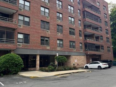 50 Barker Street , Unit 332, Mount Kisco, NY 10549