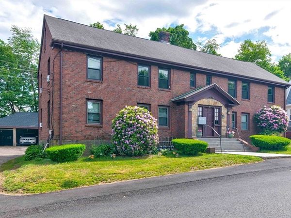 34 Weston Ave, Unit 4, Braintree, MA 02184
