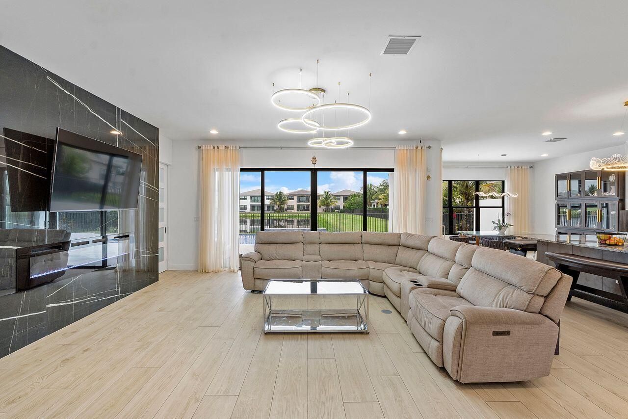 17057 Watersprite Lakes Road, Boca Raton, FL 33496 Photo