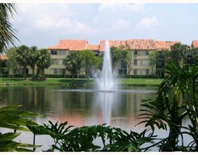 10709 Cleary Boulevard, Unit 304, Plantation, FL 33324 Photo