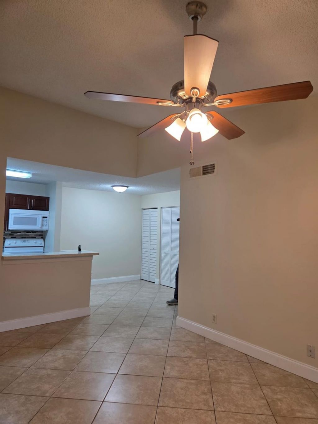 10709 Cleary Boulevard, Unit 304, Plantation, FL 33324 Photo