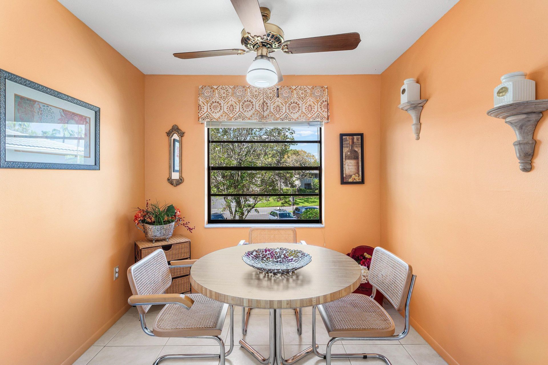 29 Stratford Lane W, Unit B, Boynton Beach, FL 33436 Photo