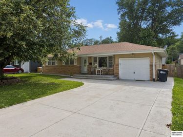 3522 N 56 Street, Omaha, NE 68104