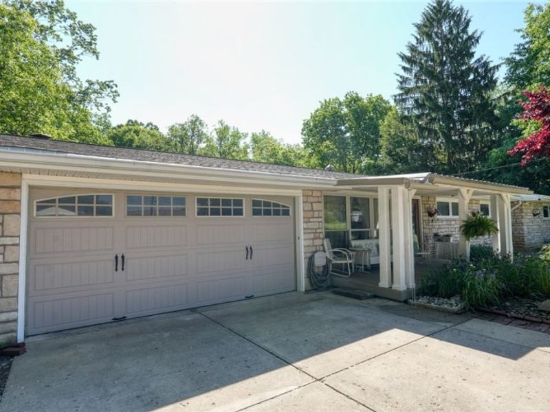 2270 Weiler Drive , Zanesville, OH 43701 Photo 1
