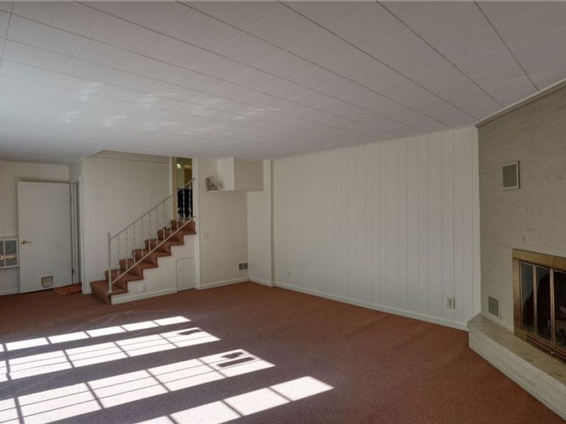 2270 Weiler Drive , Zanesville, OH 43701 Photo 13
