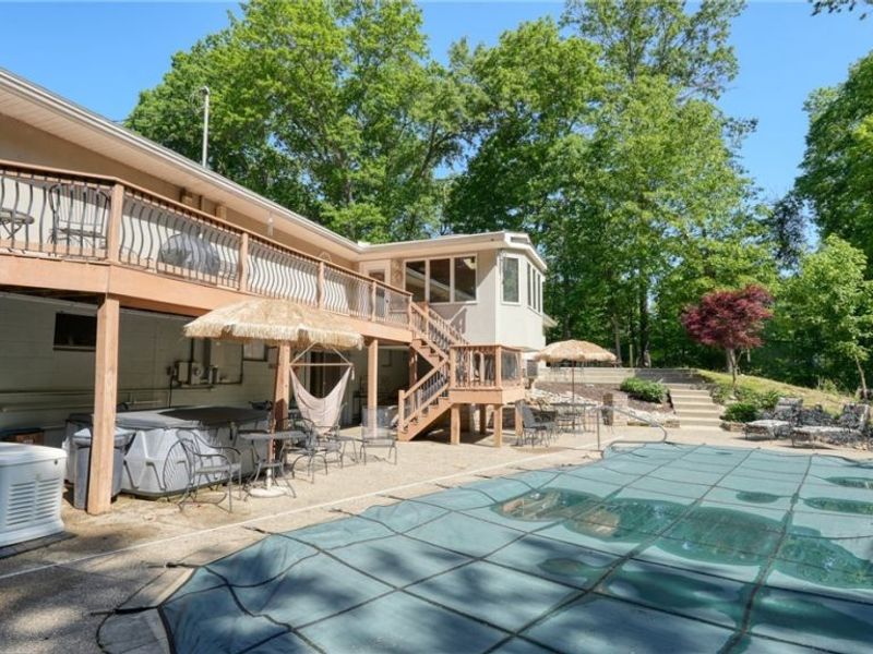 2270 Weiler Drive , Zanesville, OH 43701 Photo 5