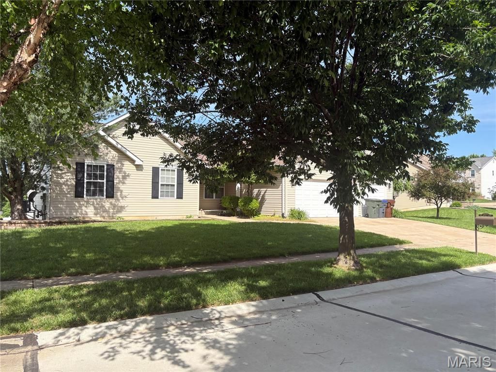 48 Aspen Ridge Court, Saint Peters, MO 63376 Main Photo