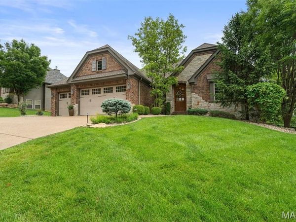 4252 Napa View Lane, St Charles, MO 63304