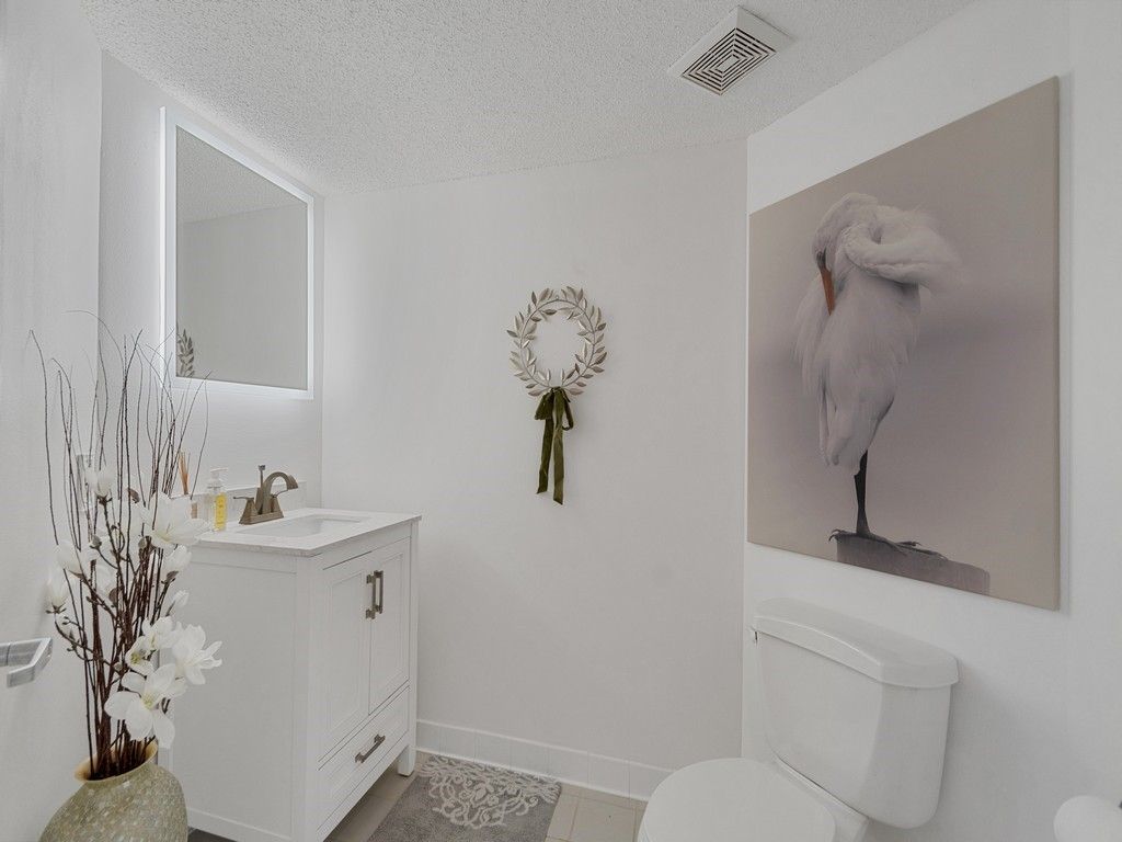 3880 N Highway A1a, Unit 901, North Hutchinson Island, FL 34949 Photo