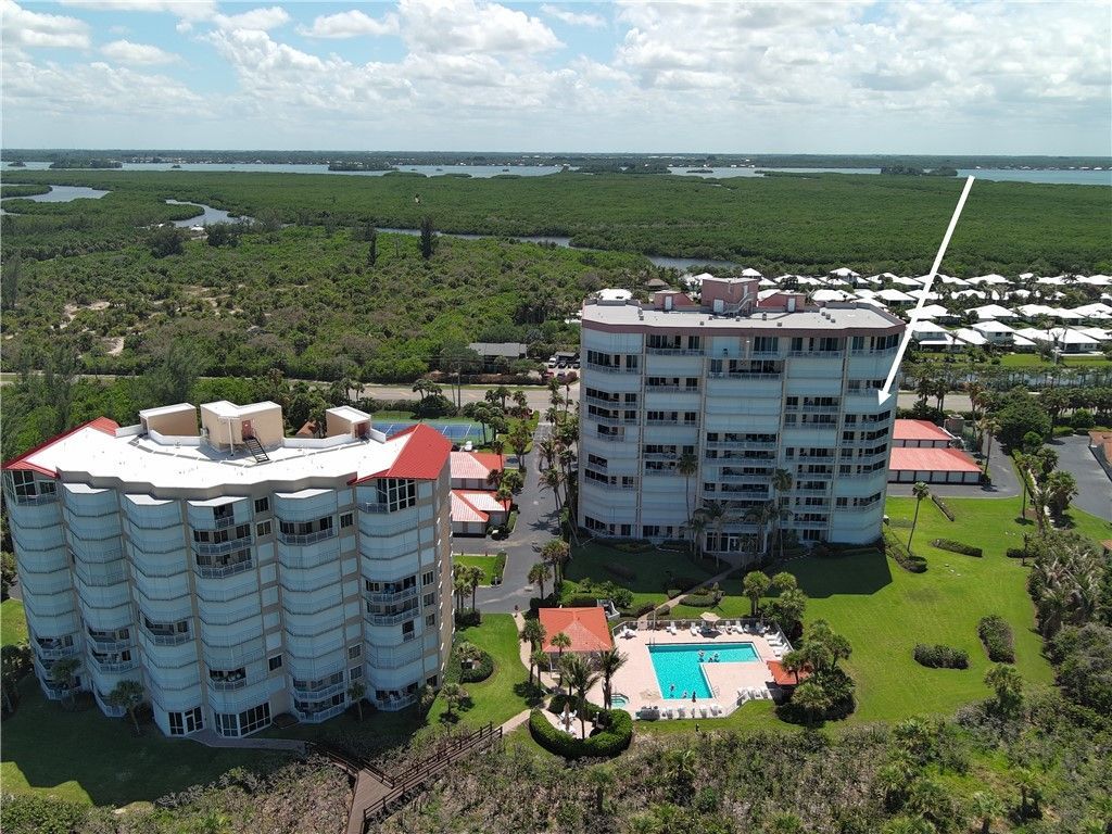 3880 N Highway A1a, Unit 901, North Hutchinson Island, FL 34949 Photo