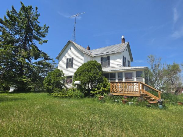 3129 Oaks Road, Fairview, MI 48621