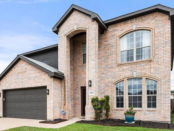 4804 Palm Ridge Drive, Fort Worth, TX 76133