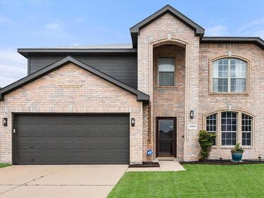 4804 Palm Ridge Drive, Fort Worth, TX 76133